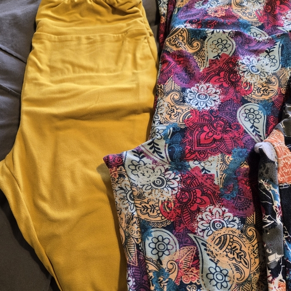 LuLaRoe OS leggings - Picture 4 of 4